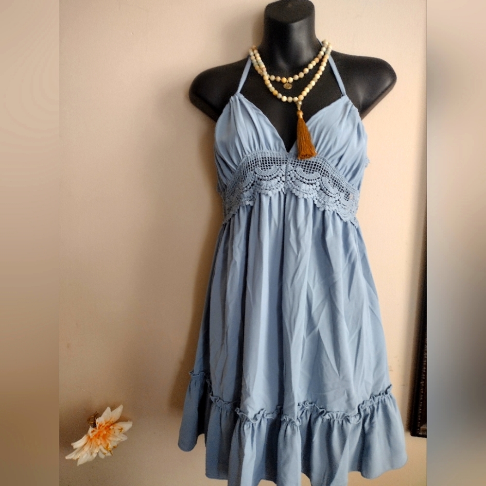 Baby Blue Lace Beach Dress (Backless)
